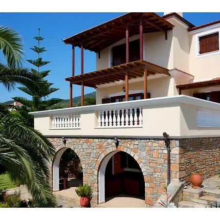 公寓 Alonissos 5 Steps Away From The Sea